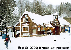 lower station: Torget